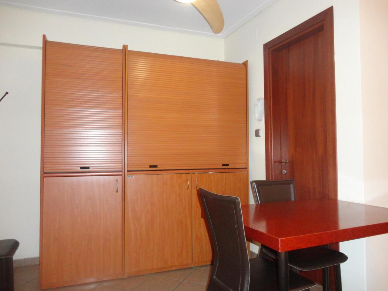 Lirio Guest House Makrakomi Bagian luar foto